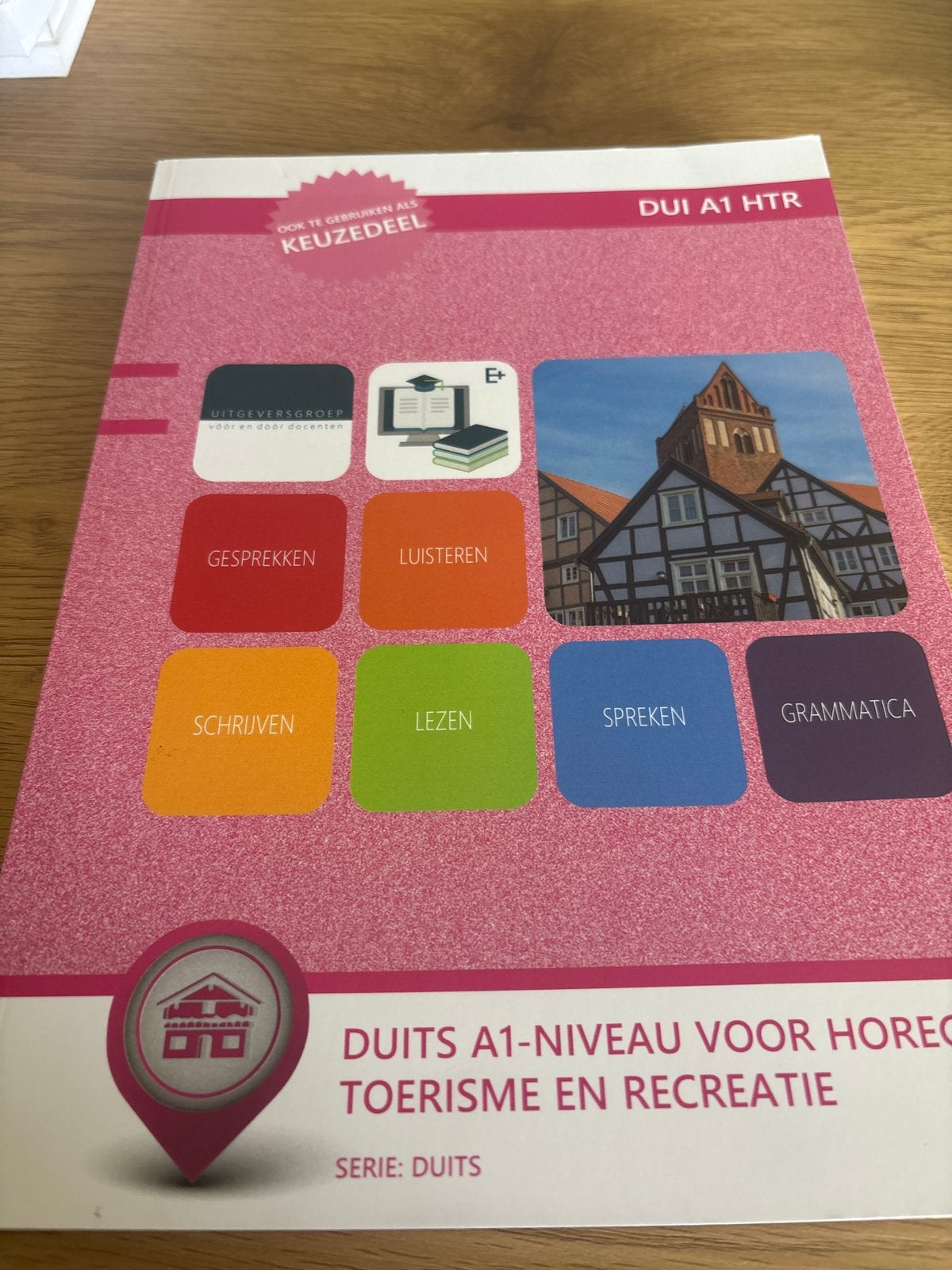 Duits A1-niveau voor Horeca, Toerisme en Recreatie, Boeken, Ophalen of Verzenden, Zo goed als nieuw, MBO