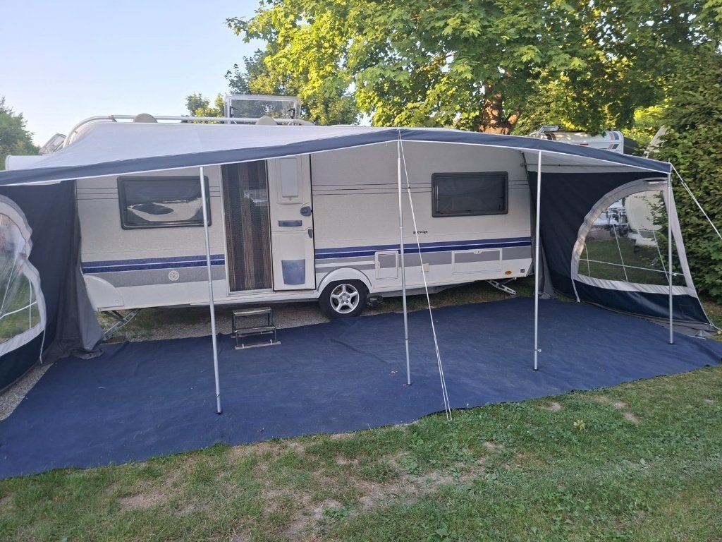 Mooie, nette Hobby Prestige 560 UF caravan met mover, Rondzit, Hobby, Particulier, 5 tot 6 meter
