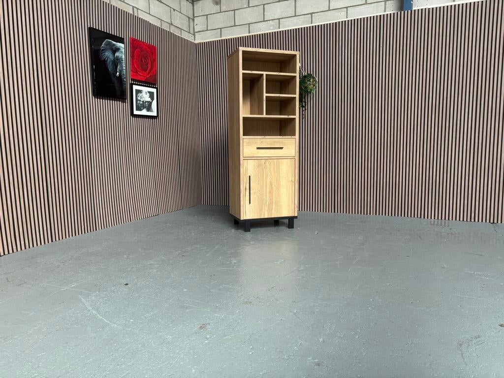 GRATIS LEVERING Hoge kast hout vakken lade modern, Overige materialen, Met deur(en), Zo goed als nieuw, Minder dan 100 cm