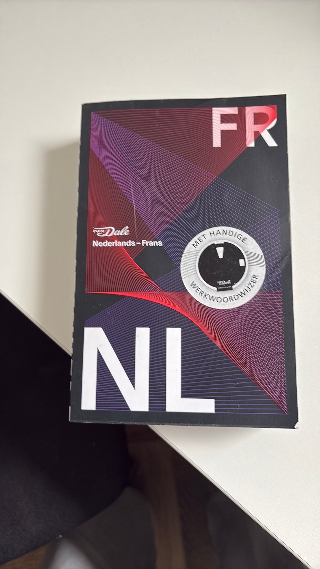 Van Dale Pocketwoordenboek Nederlands-Frans, Boeken, Woordenboeken, Frans, Ophalen of Verzenden, Zo goed als nieuw, Van Dale