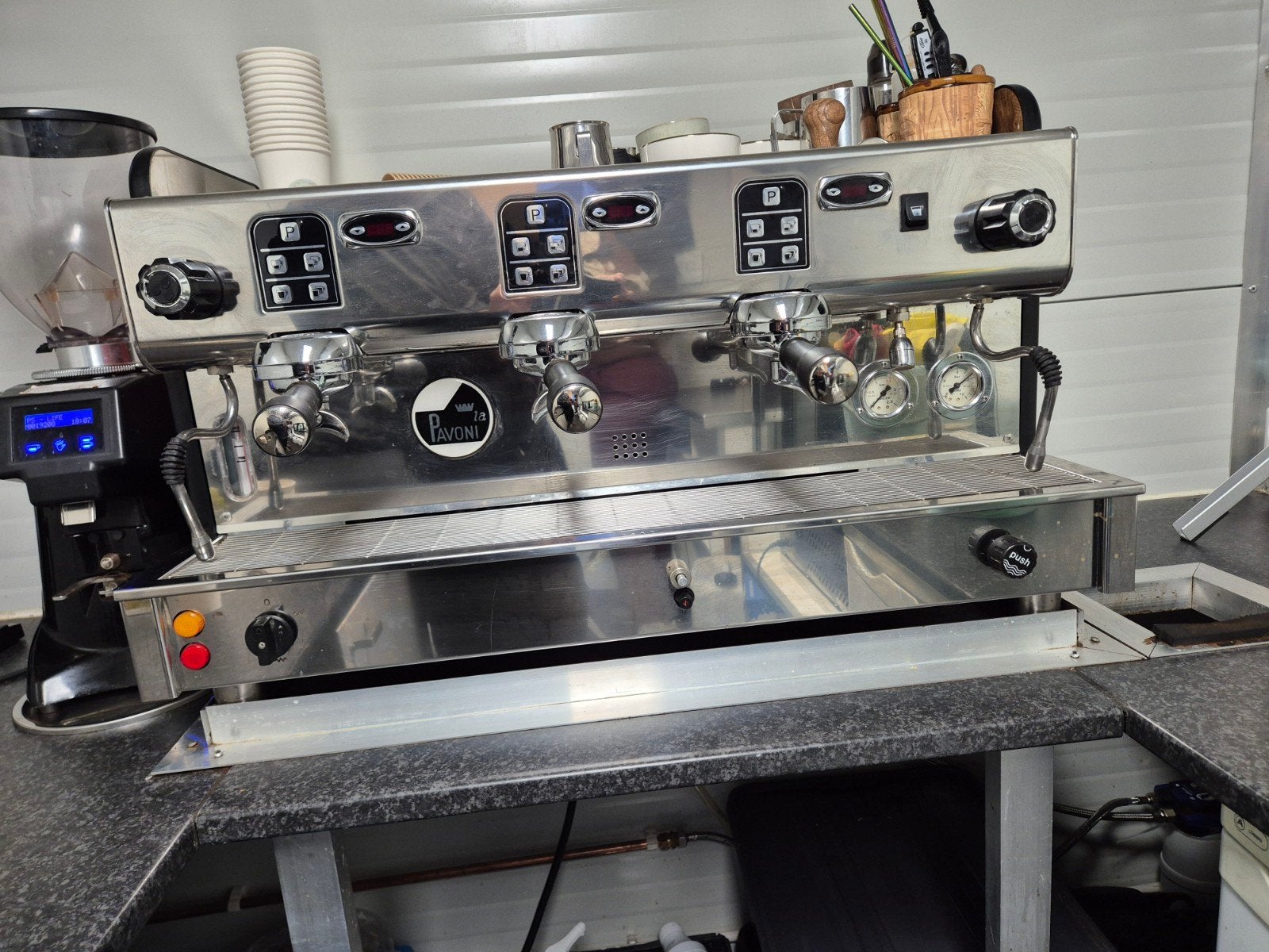 Espressomachine La Pavoni Cremona 3v (3-groeps), Ophalen