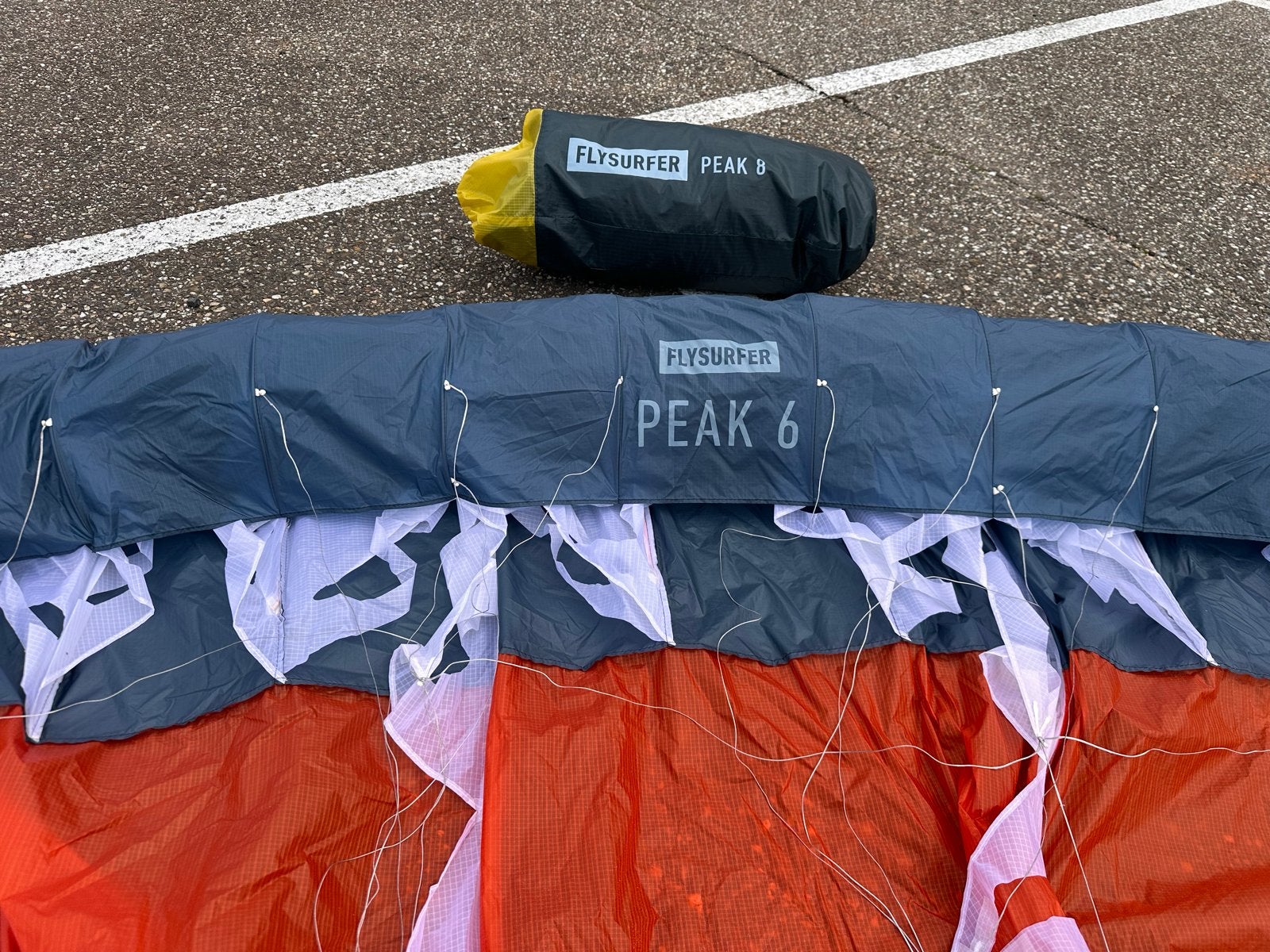Flysurfer Peak6  6 & 8m² kite only - Als nieuw, Ophalen of Verzenden, Zo goed als nieuw, Vierlijns, Vlieger
