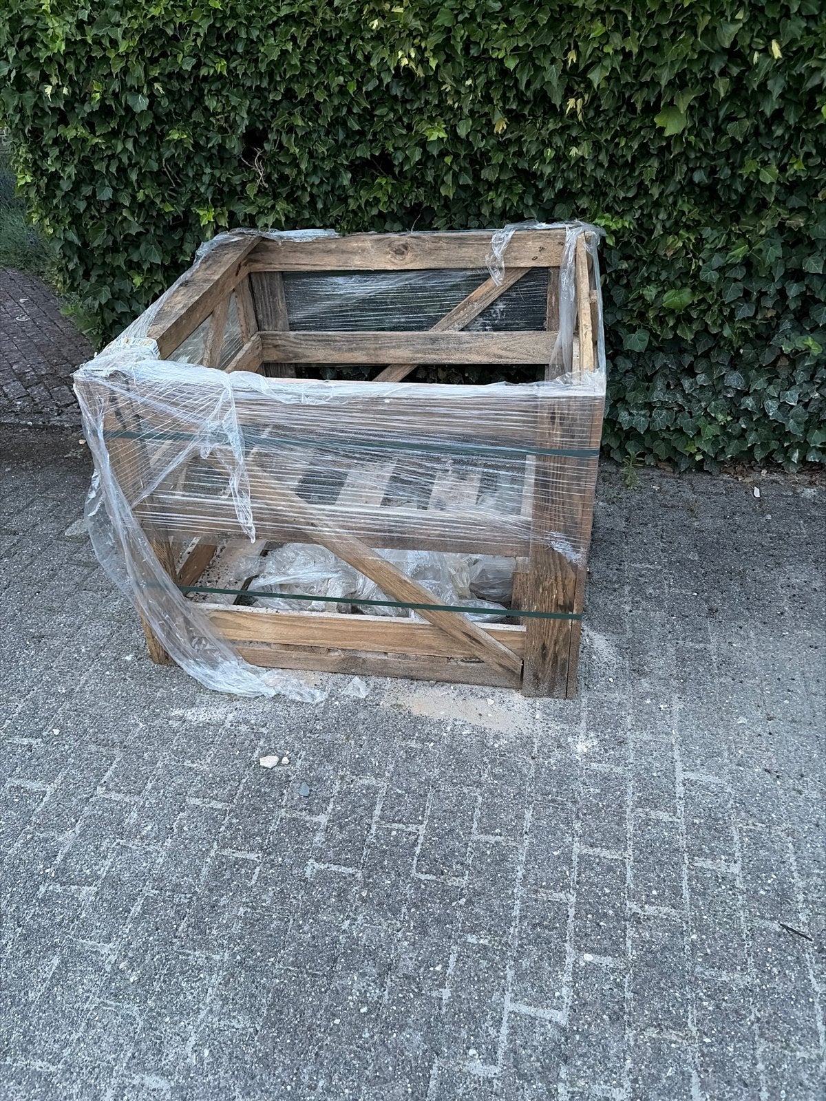Gratis af te halen: Pallet half dicht, Ophalen, Gebruikt, Overige typen, 50 mm of meer