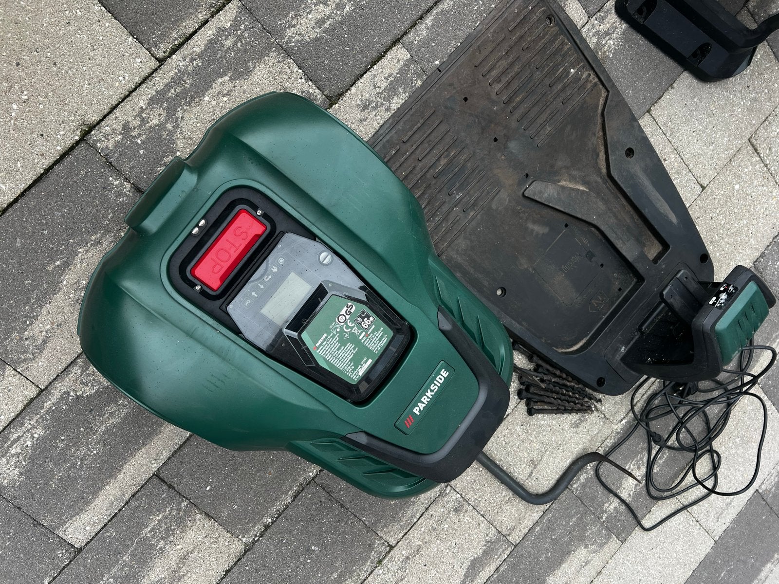 Parkside robotmaaier (Nieuw) - Klaar voor een perfect gazon!, Tuin en Terras, Grasmaaiers, Ophalen, Cirkelmaaier, Gebruikt, Accu-grasmaaier