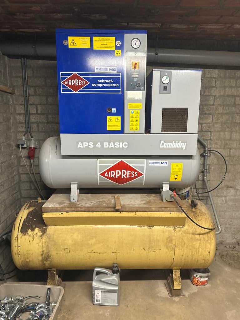 Airpress APS 4 Basic Schroefcompressor met Combidry, Ophalen, 400 tot 800 liter/min, Zo goed als nieuw, 10 bar of meer