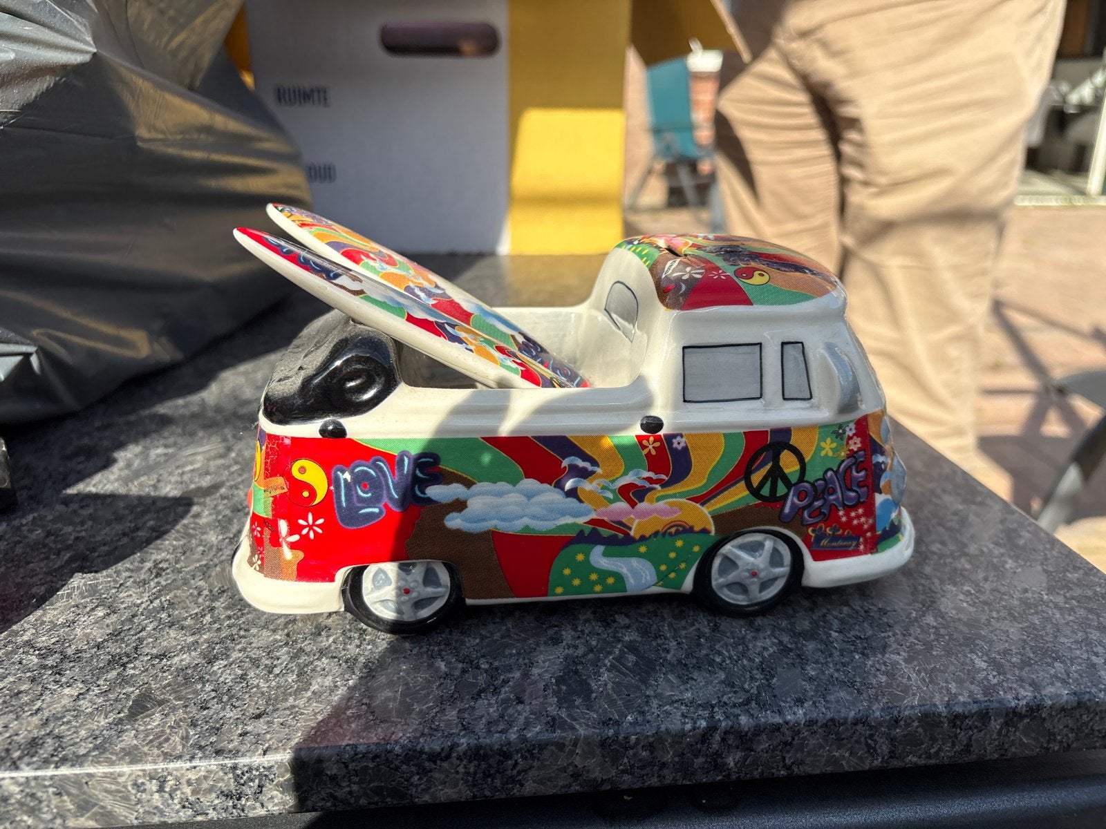 Volkswagen T1 Bus Spaarpot - Hippie Design, Ophalen, Zo goed als nieuw, Steen, Aardewerk of Keramiek, Vervoermiddel