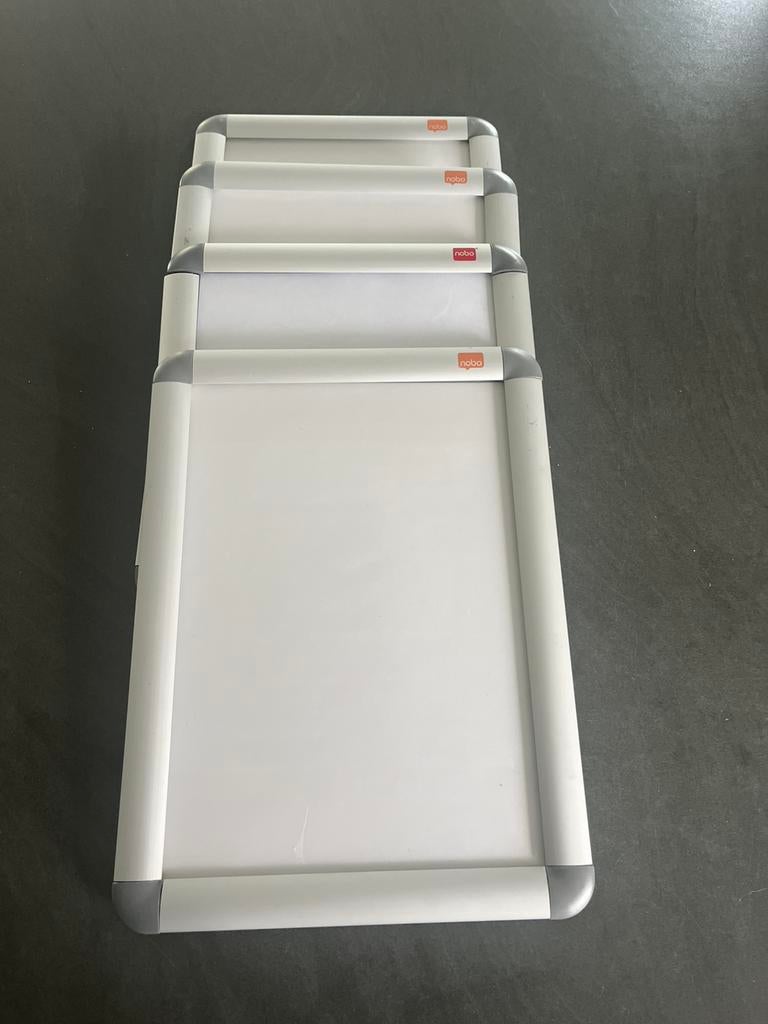 Nobo a4 kliklijsten, Ophalen of Verzenden, Zo goed als nieuw, Hout, Minder dan 50 cm