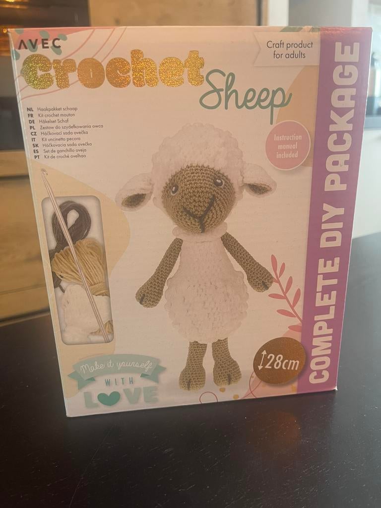 Pakket knuffelschaap haken, Ophalen, Zo goed als nieuw