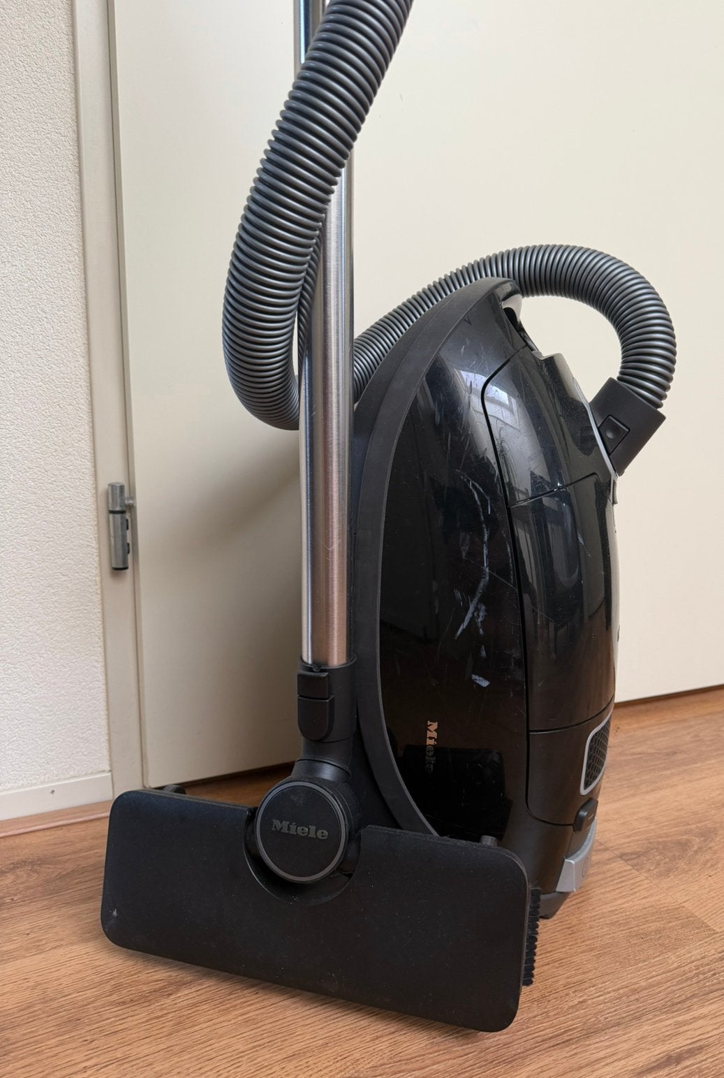 Miele stofzuiger, Gebruikt, Miele, Minder dan 1200 watt, Ophalen