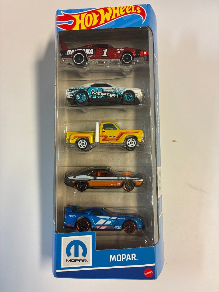 5 car set - HTV48 - Hot Wheels, Nieuw, Ophalen of Verzenden, Gondel 1, 1186MJ Amstelveen, Service.nl@mattel.com