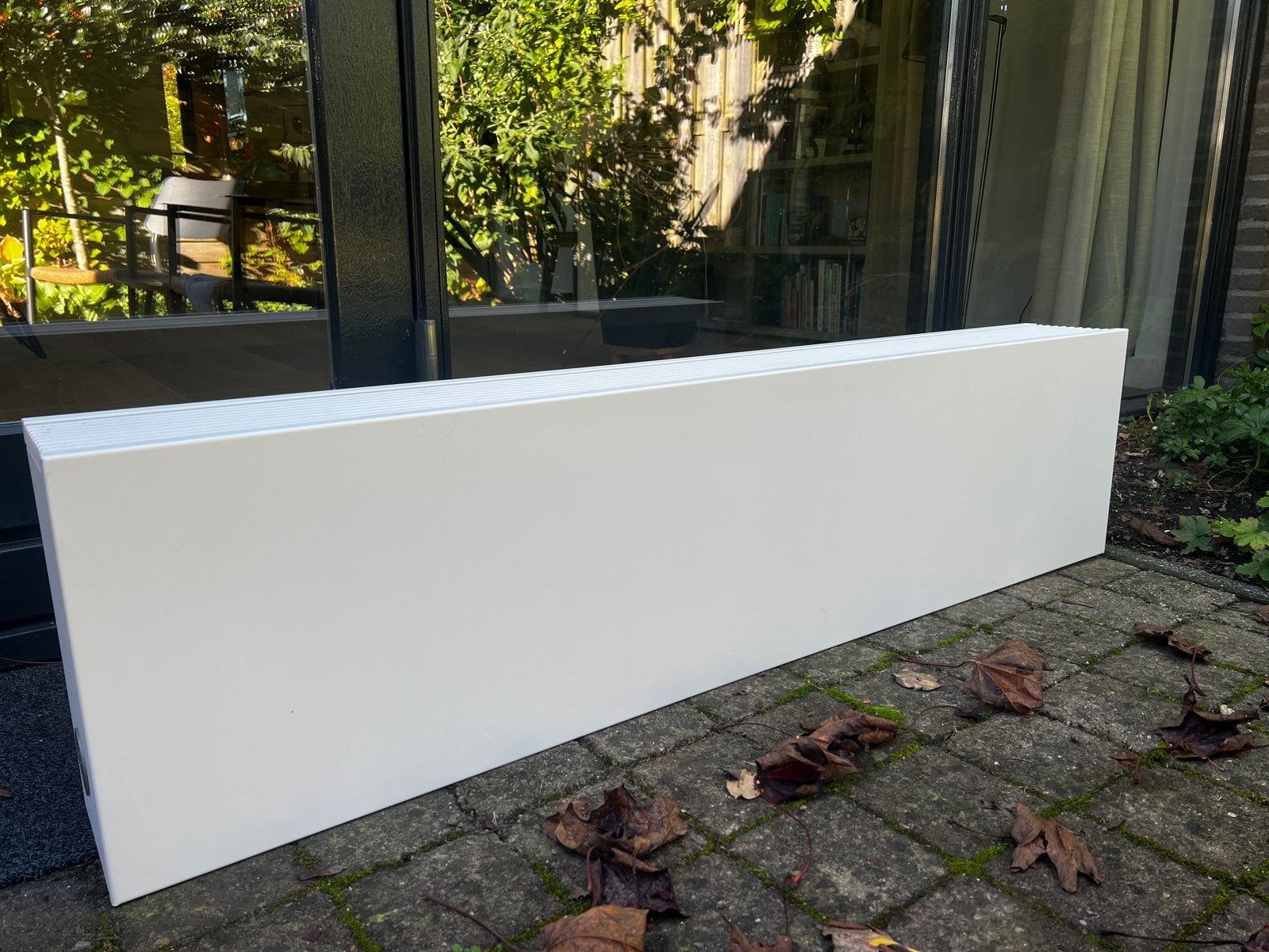 Radiator / convector Jaga Strada wand, Ophalen, Zo goed als nieuw
