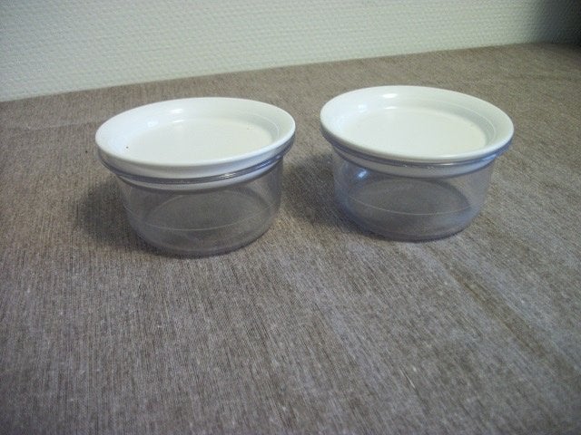 2 Tupperware Bakjes ( 200 ml ), Ophalen of Verzenden, Gebruikt, Bak of Kom