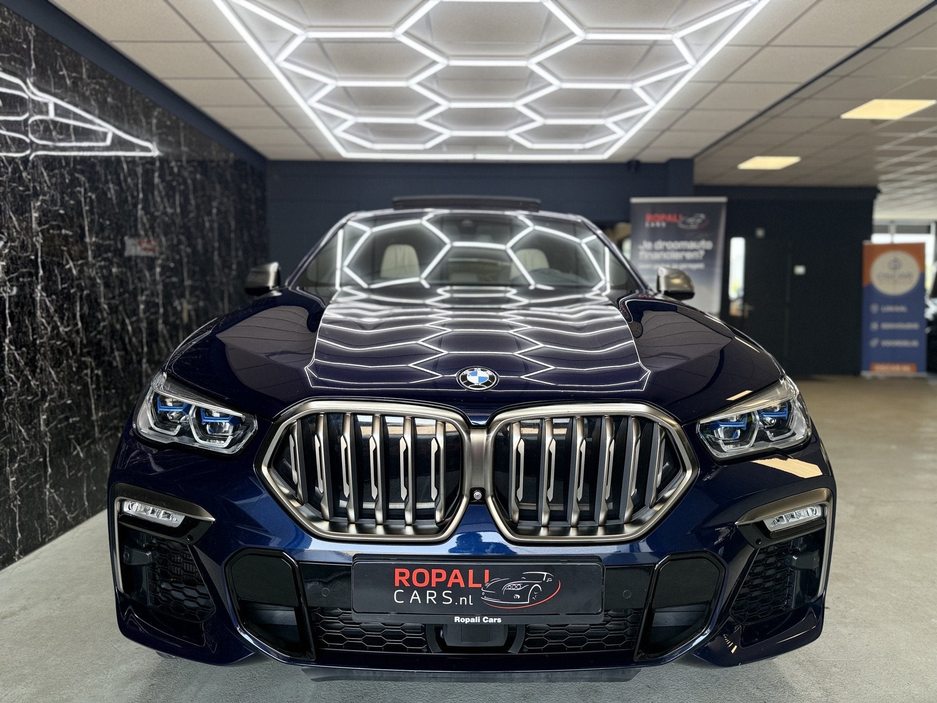 BMW X6 M50i High Executive (bj 2020, automaat), Automaat, Adaptive Cruise Control, 532 pk, Bedrijf