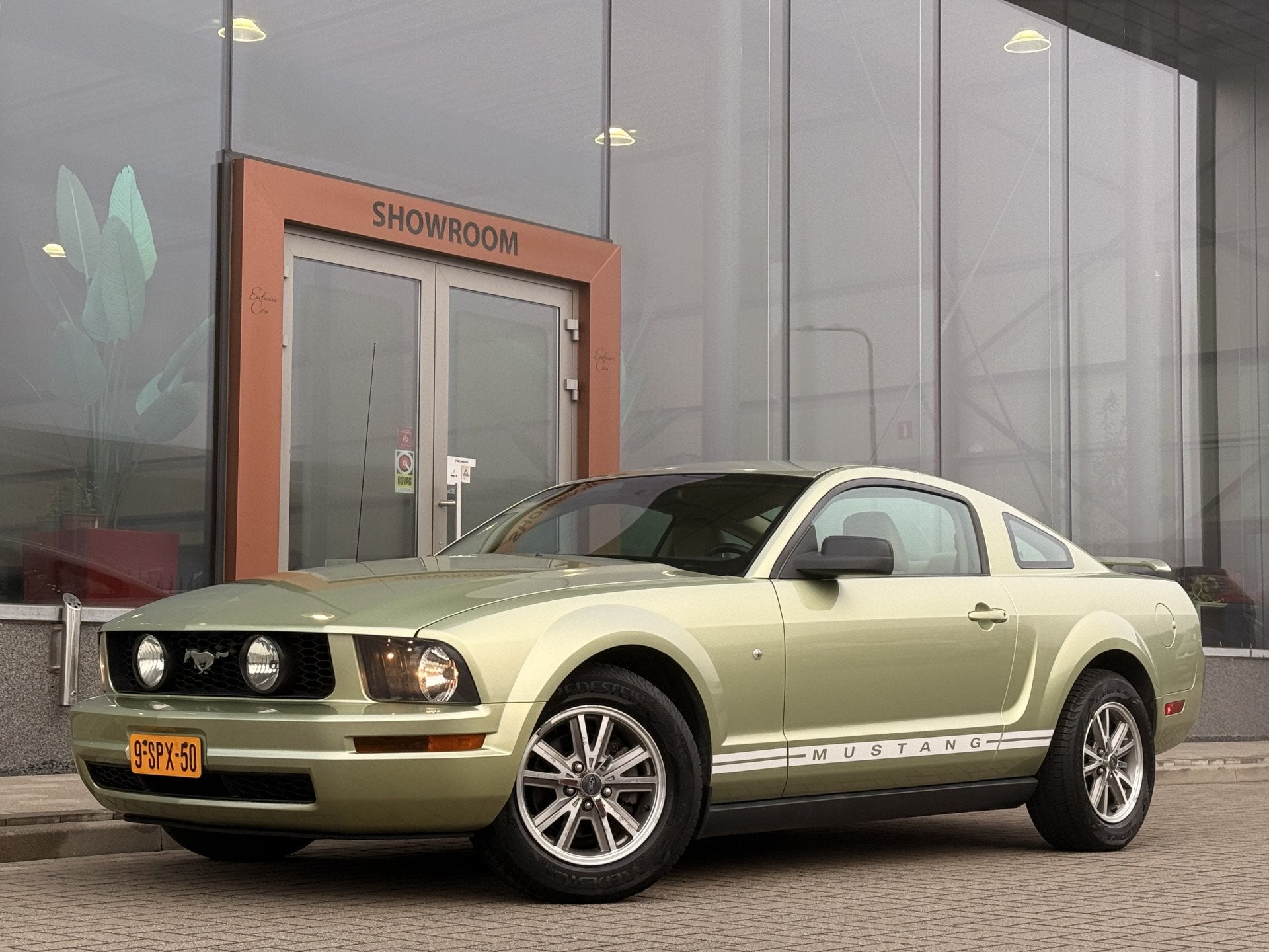 Ford USA Mustang 4.0 V6 206PK | Cruise | Airco | Radio/CD |, Auto's, 4009 cc, Achterwielaandrijving, Gebruikt, Beige