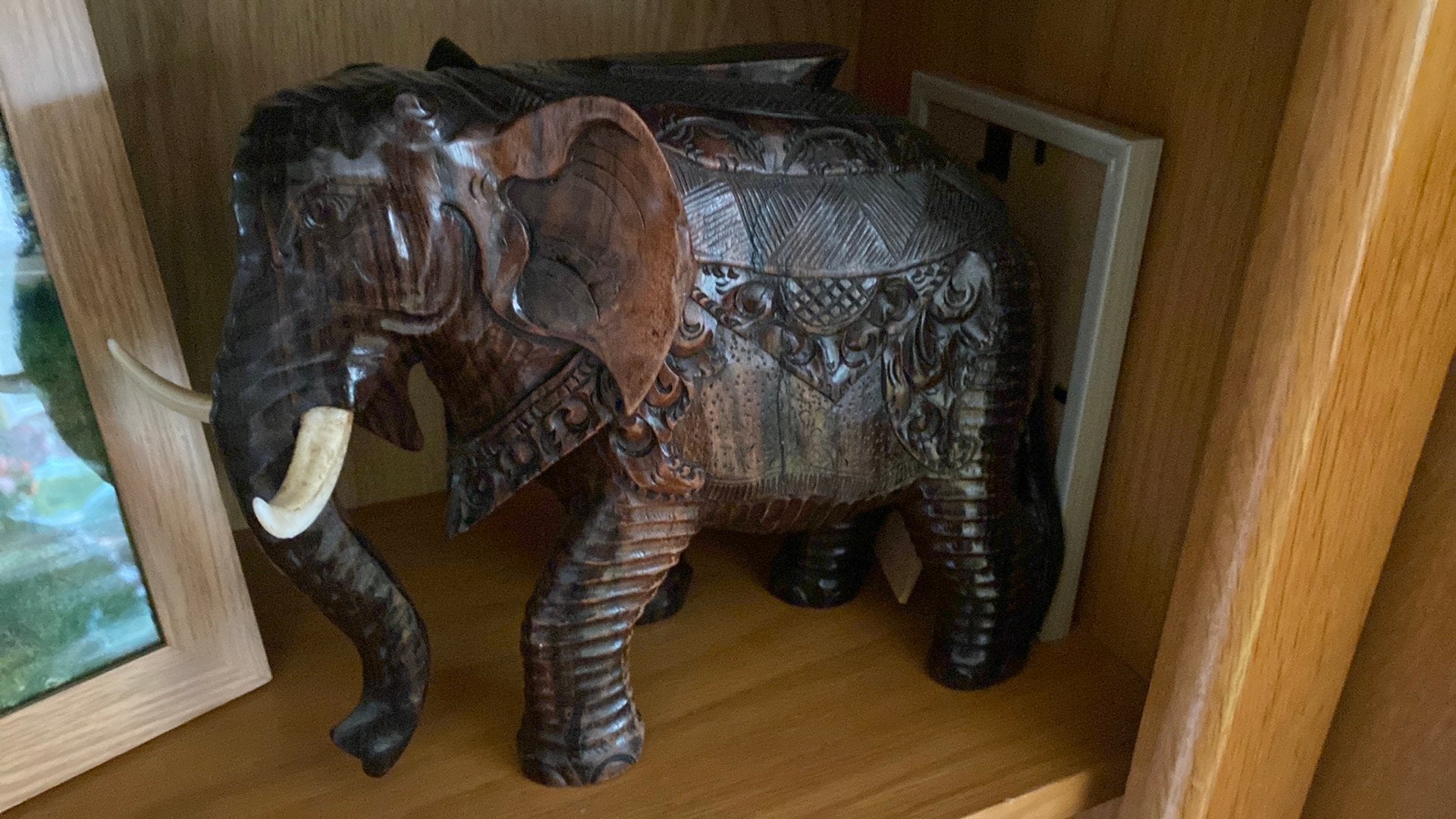 Balineese olifant, Ophalen, Zo goed als nieuw, Beeldje of Figuurtje