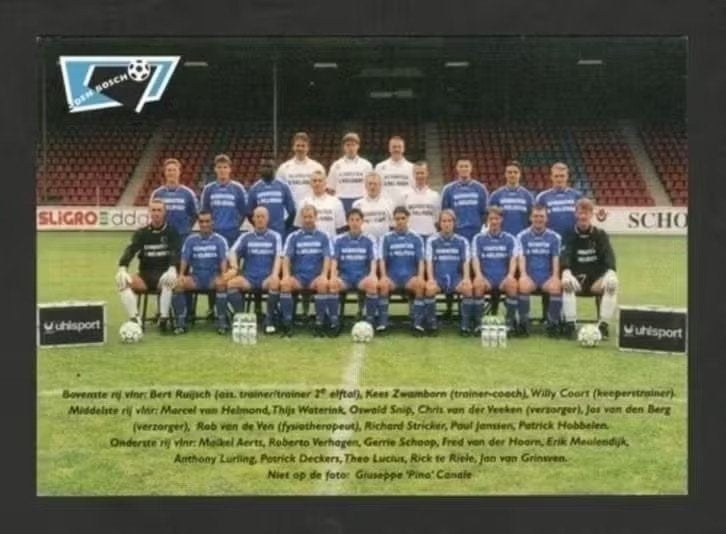 Voetbal Elftalfoto F.C. Den Bosch 97-98., Verzamelen, Ophalen of Verzenden, 1980 tot heden, Ongelopen, Sport en Spel
