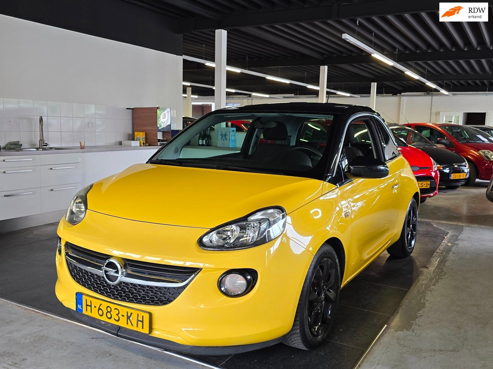 Opel ADAM 1.2/AIRCO/CRUISE/HISTORIE AANWEZIG/APK 7-2027/, Auto's, Opel, Voorwielaandrijving, Euro 5, Zwart, 4 cilinders
