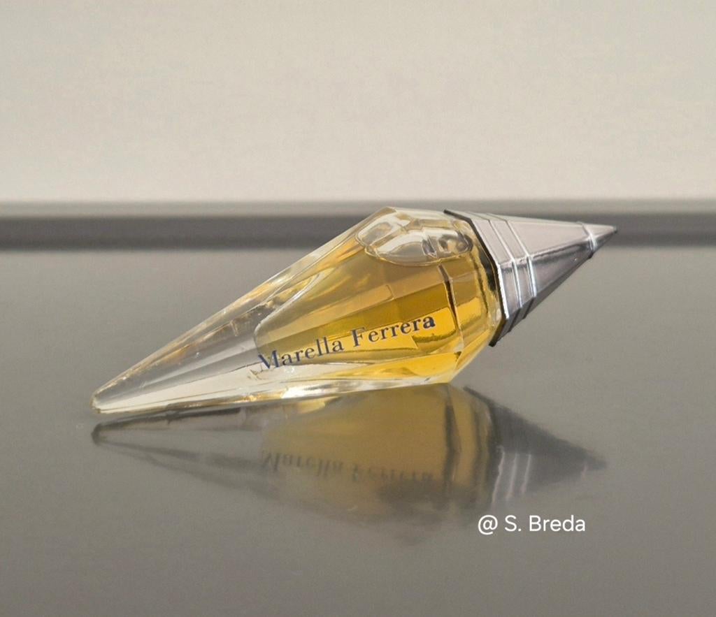 Marella Ferrera - volle Eau de Parfum miniatuur, Ophalen of Verzenden, Zo goed als nieuw, Miniatuur, Gevuld