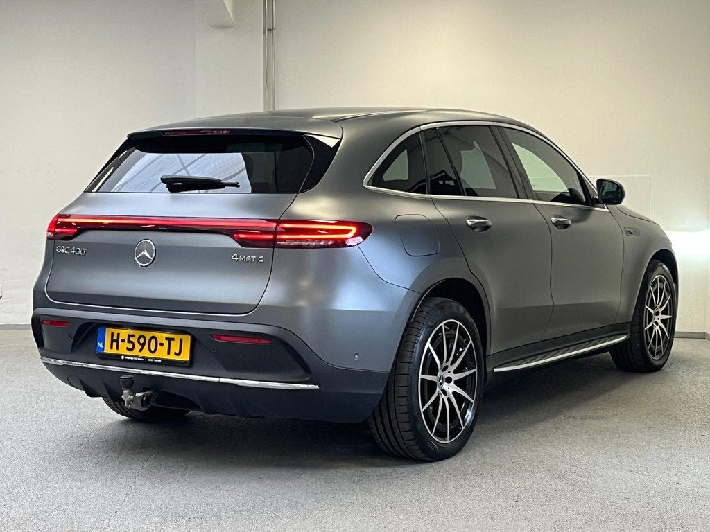 Mercedes-Benz EQC 400 4MATIC AMG Premium 80 kWh | PANO | TRE, Auto's, Mercedes-Benz, Leder en Stof, Origineel Nederlands, Vierwielaandrijving
