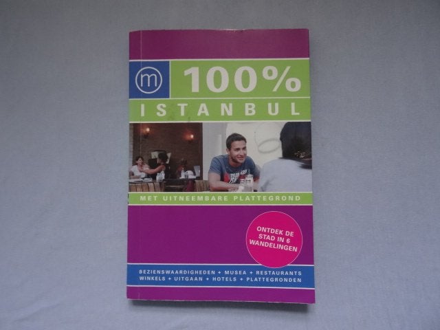 100% Istanbul reisgids van time to momo, Overige merken, Europa, Ophalen of Verzenden, Zo goed als nieuw