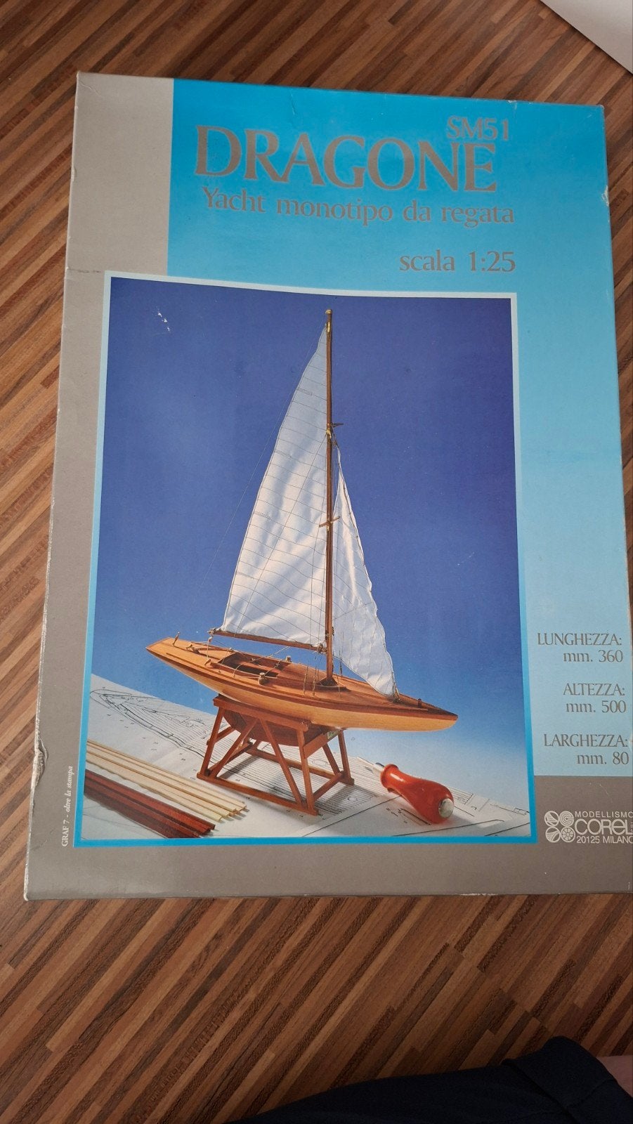 dragons sm51 yacht  monotipo da regata scaled 1:25, Ophalen