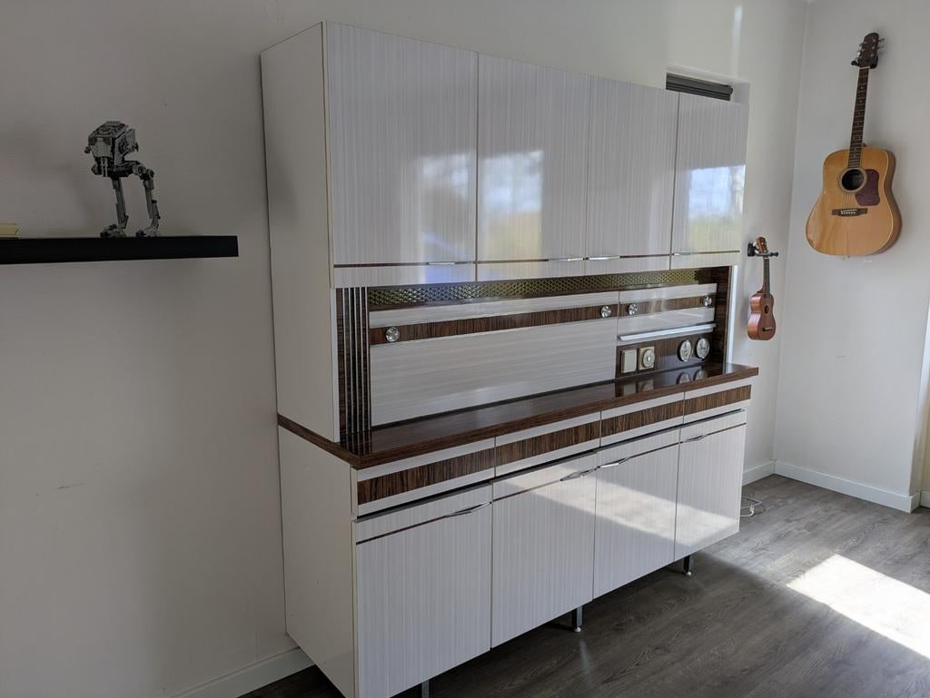 Prachtige jaren 70 kast / kitchenette, Huis en Inrichting, Kasten | Wandmeubels, Ophalen, 25 tot 50 cm, 200 cm of meer