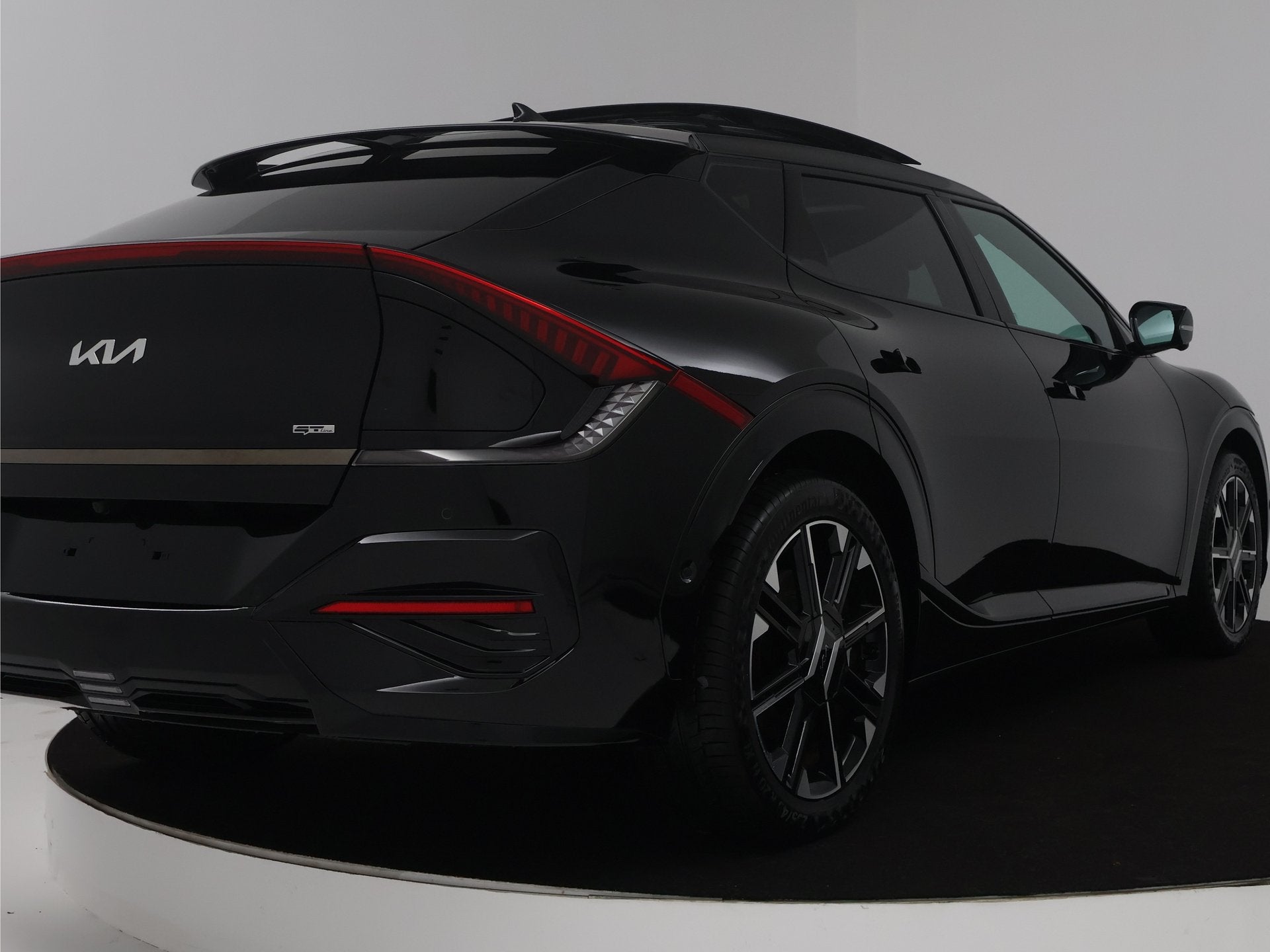 Kia Ev6 GT-Line 84 kWh | VOORRAADMODEL | Schuifdak |, Auto's, Automaat, Achterwielaandrijving, Zwart, Zwart