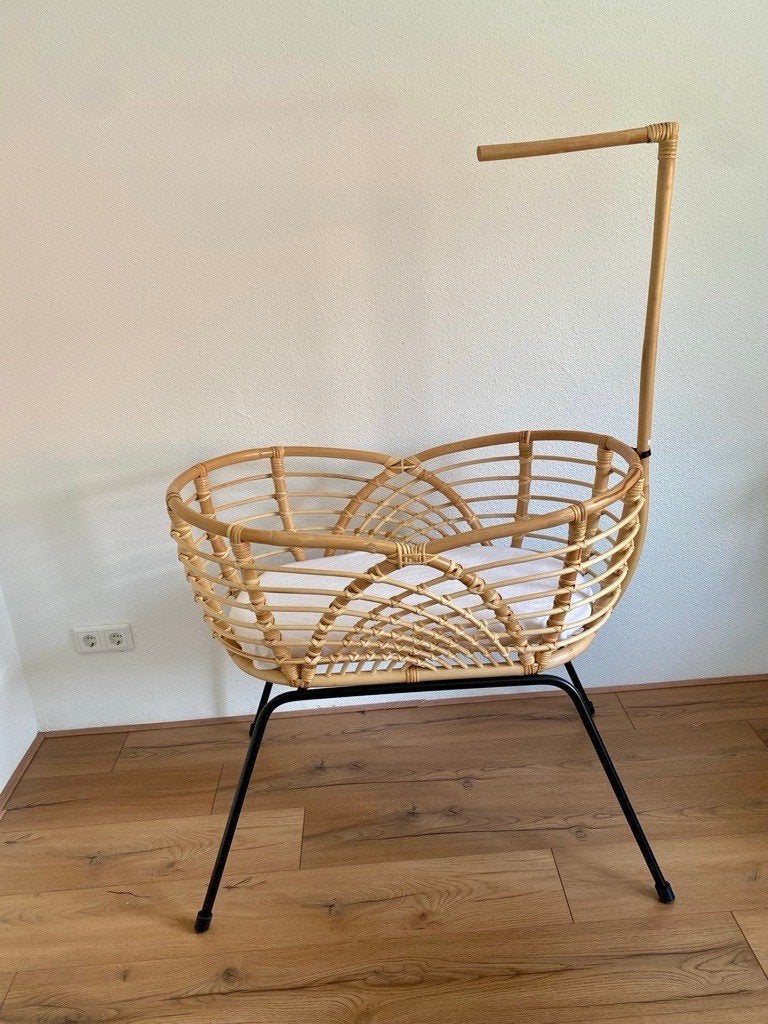 Rattan Cradle, Kinderen en Baby's, Babywiegjes en Ledikanten, Ophalen, Zo goed als nieuw, Ledikant