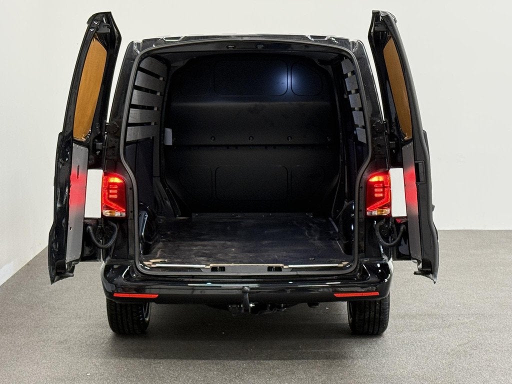 Volkswagen Transporter 2.0 TDI L2H1 28 Highline Automaat Aut, Auto's, Stof, Gebruikt, 4 cilinders, 150 pk