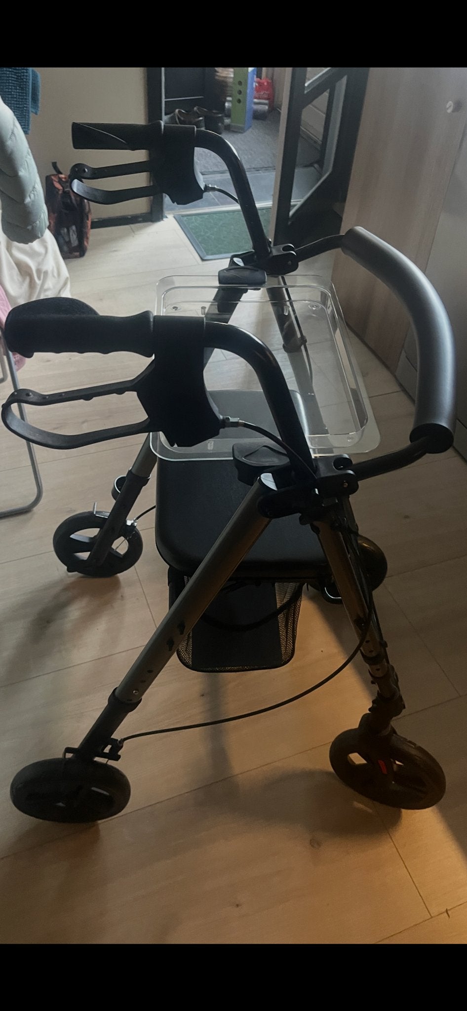 Rollator(nieuw), Ophalen