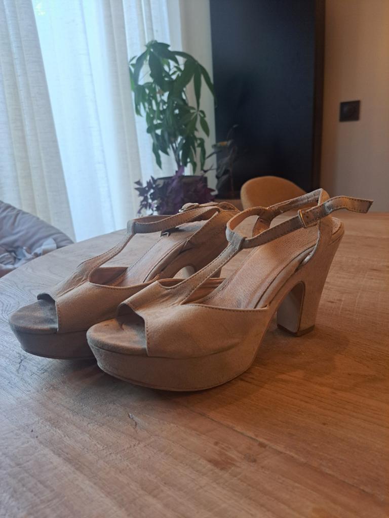 Schoenen met hoge hakken, maat 37, TATA Italia, beige, Ophalen, TATA Italia, Beige, Schoenen met hoge hakken