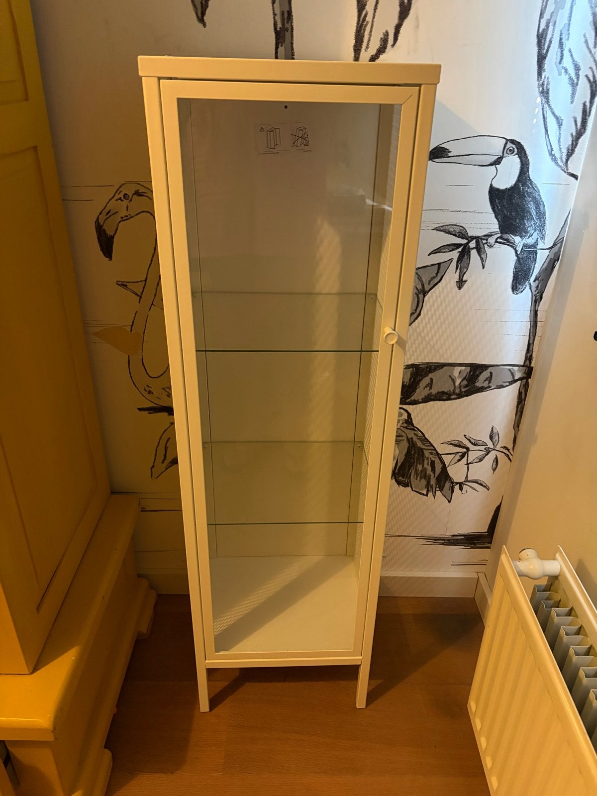 IKEA BAGGEBO Vitrinekast - Metaal/Wit, 34x30x116 cm, Huis en Inrichting, Kasten | Vitrinekasten, Ophalen, Minder dan 50 cm, 100 tot 150 cm