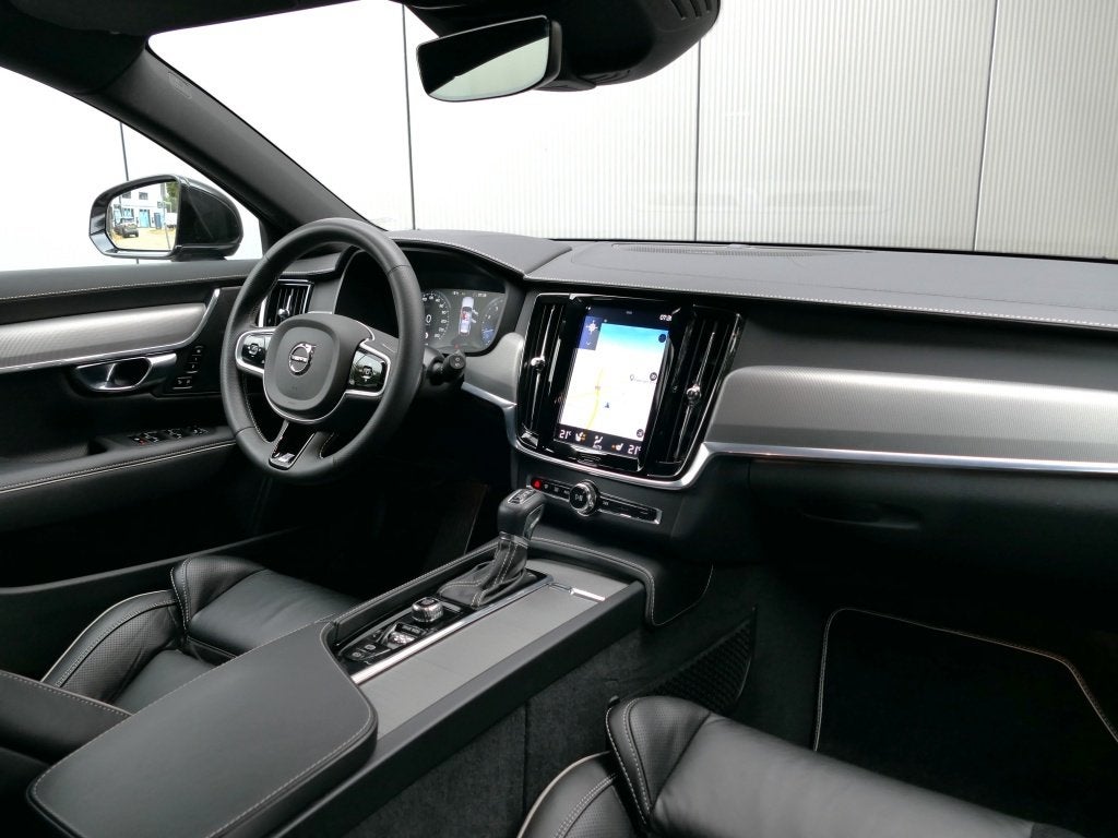 Volvo V90 T4 Business Sport 12 MND garantie Harman Kardon /, Auto's, Automaat, 12 maanden, 15 km/l, 93 €/maand