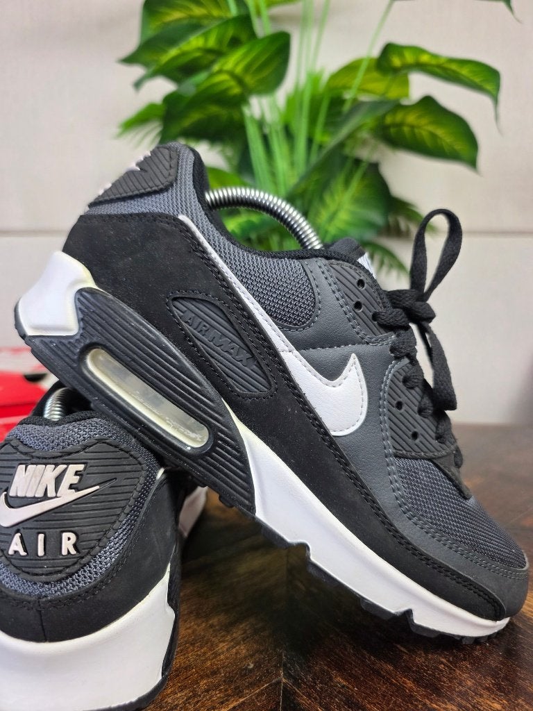 Nike Air Max 90 Essential Black White maat 42,5, Zwart, Nike, Ophalen of Verzenden, Nike