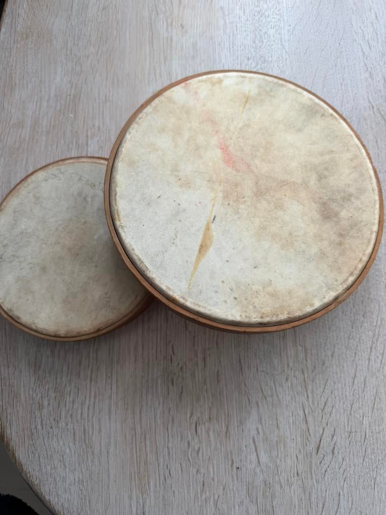 2 oude trommeltjes, Antiek en Kunst, Verzenden