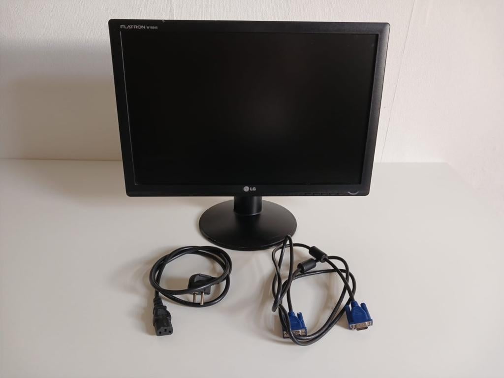 LG Flatron W1934S Monitor - 19 inch, Computers en Software, Monitoren, Ophalen of Verzenden, VGA, LG, 60 Hz of minder