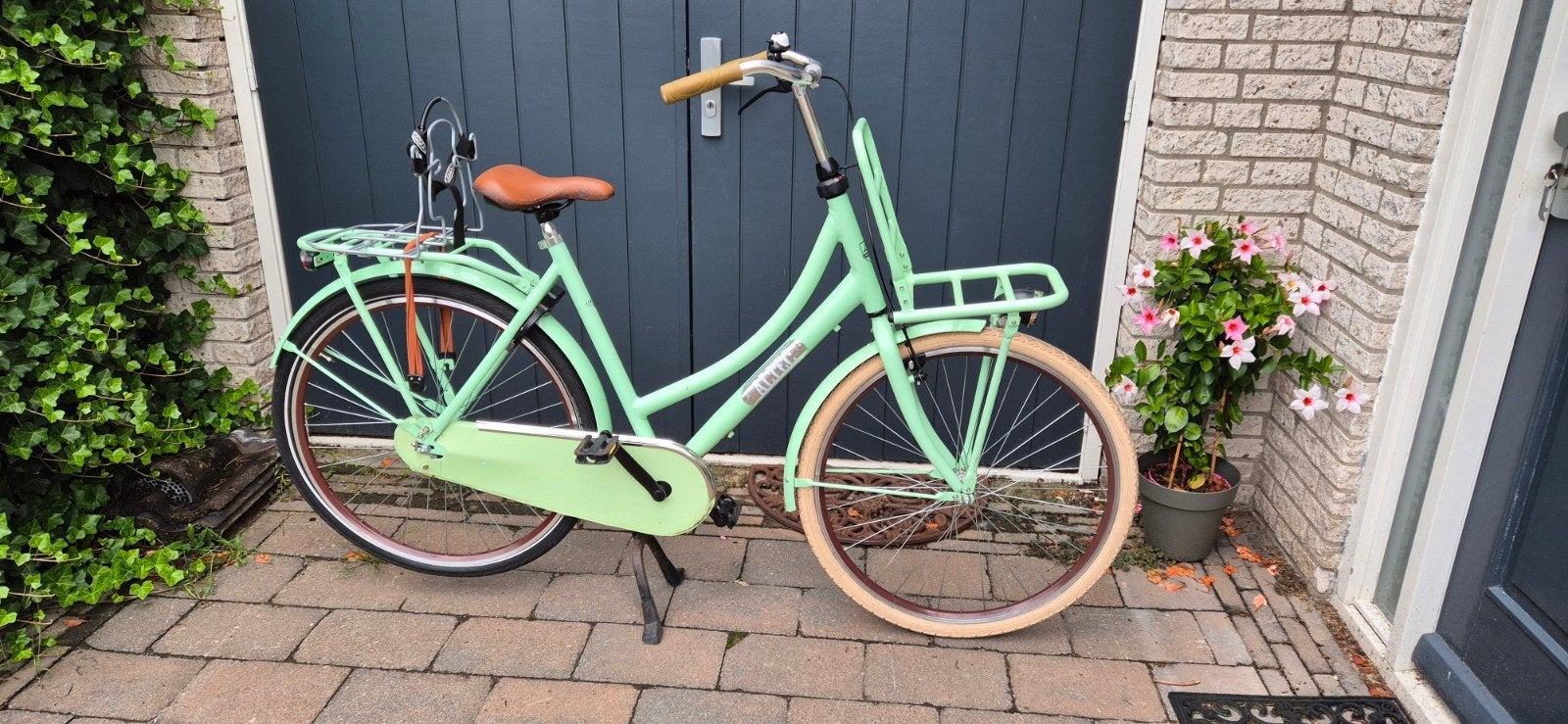 Mooie Altec transportfiets 28 inch, frame 57 cm, Terugtraprem, 56 cm of meer, Zo goed als nieuw, Ophalen