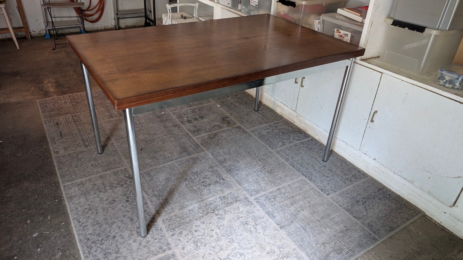 Vintage palissander eettafel met verchroomd onderstel, Ophalen