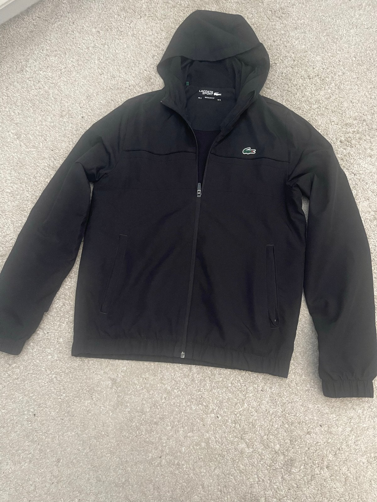 Lacoste Sport Windjack Zwart Maat S, een echte, Kleding | Heren, Ophalen, Zo goed als nieuw, Maat 46 (S) of kleiner, Zwart
