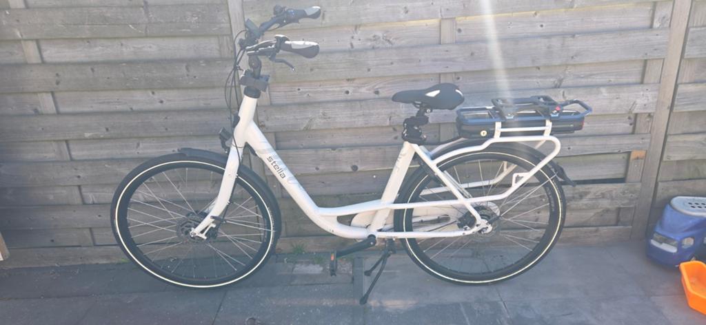 Stella e-bike met 7 versnellingen en 2197 km op de teller, Fietsen en Brommers, Elektrische fietsen, Overige merken, Gebruikt