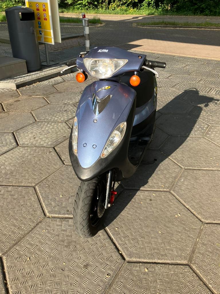 Sym dd50, Fietsen en Brommers, Scooters | SYM, Ophalen, Overige modellen, Zo goed als nieuw, Benzine