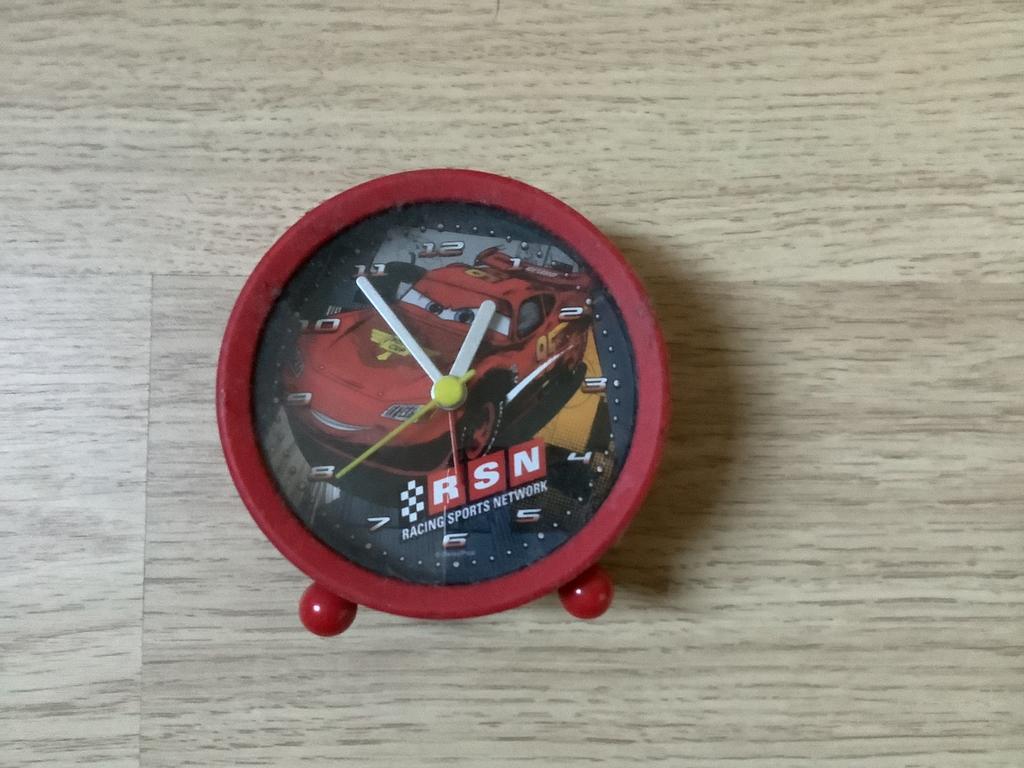 leuke rode wekker van Disney Cars, Witgoed en Apparatuur, Wekkers, Ophalen of Verzenden, Zo goed als nieuw