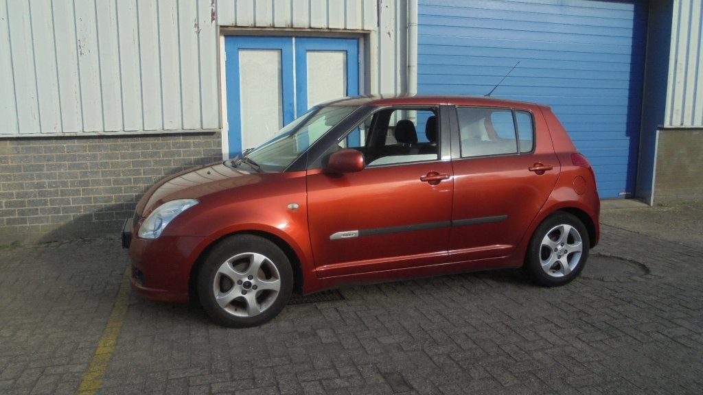 Suzuki Swift 1.3 5DRS 2007 nieuwe koppeling APK 27.06.2027, Voorwielaandrijving, Euro 5, 40 €/maand, 965 kg