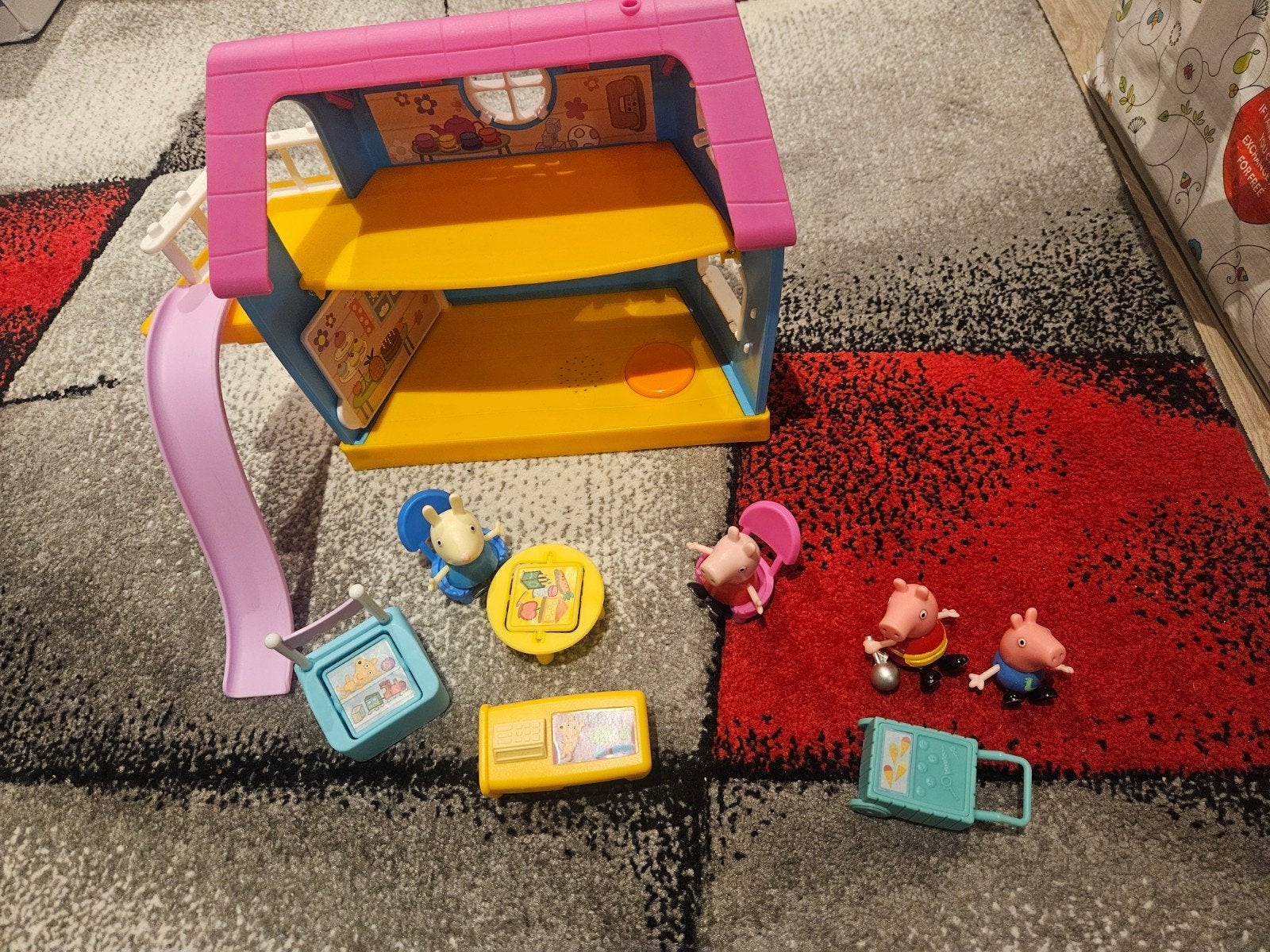 Peppa Pig Speelhuis met extra Figuren, Ophalen of Verzenden, Zo goed als nieuw, Jongen of Meisje