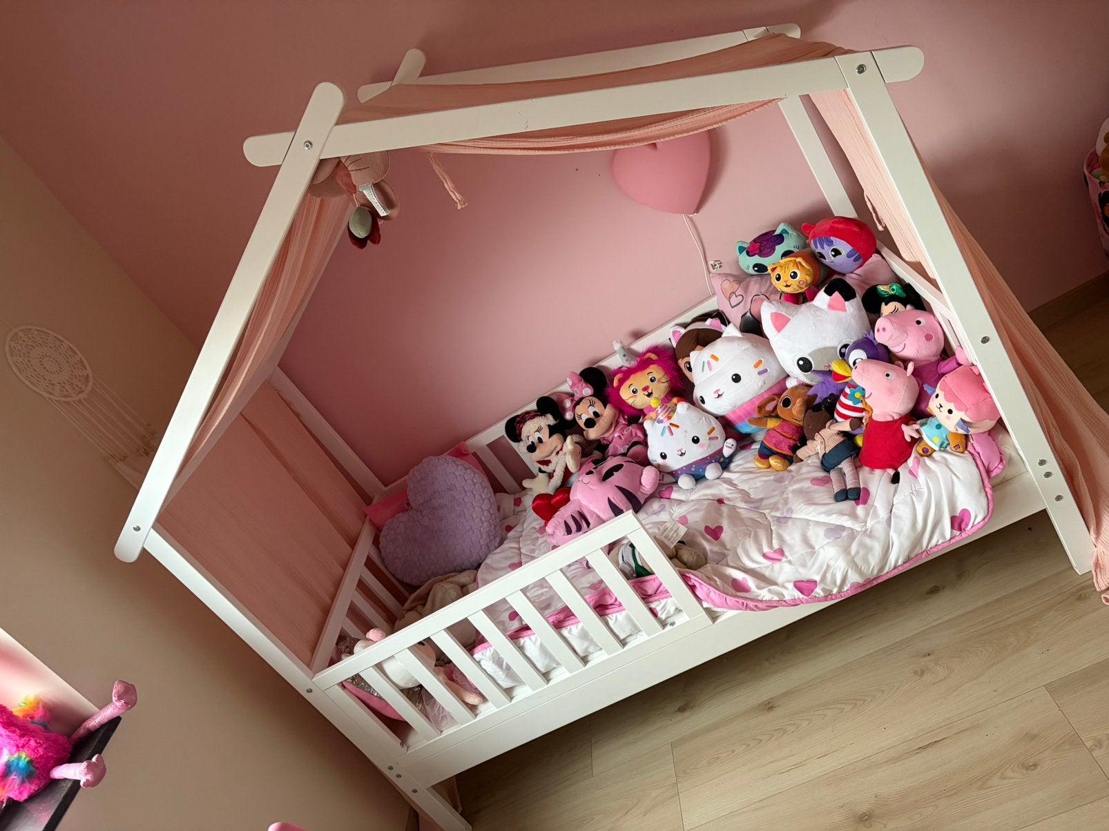 Bedhuisje van Petit Amelie, Ophalen, Zo goed als nieuw, 140 tot 160 cm, 70 tot 85 cm