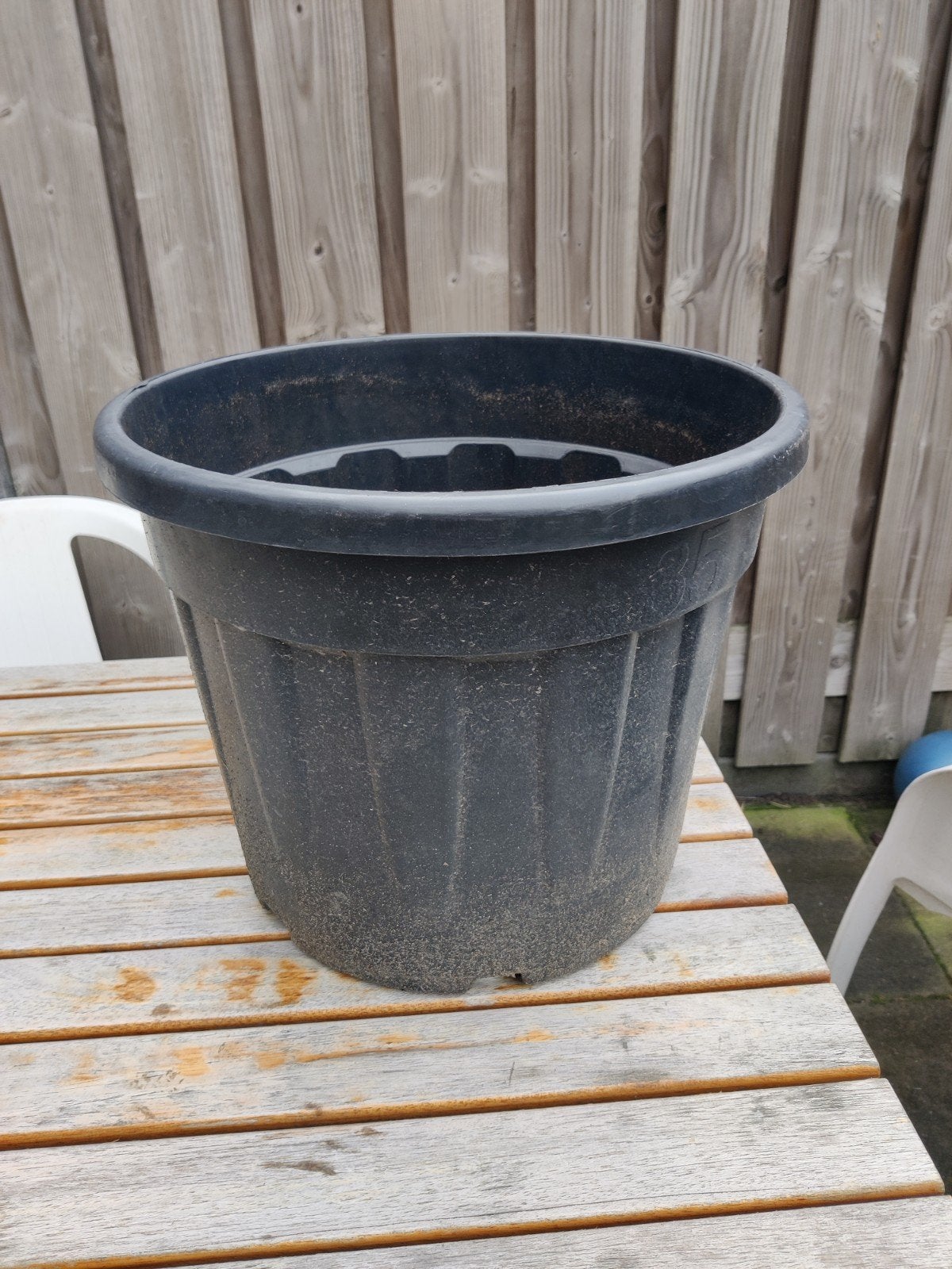 Grote kunststof bloempot - 35cm hoog, 43cm diameter, Ophalen, Kunststof, Gebruikt, 40 cm of meer