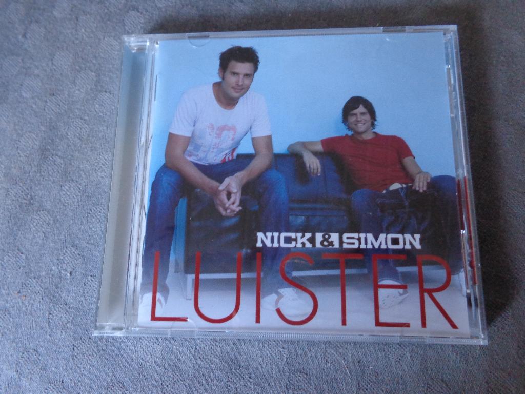 Nick & Simon - Luister, Ophalen of Verzenden, Zo goed als nieuw, Levenslied of Smartlap