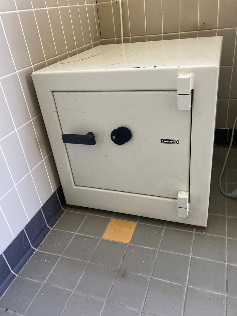 Hadak inbraakwerende kluis grade 2, Ophalen, Gebruikt, Brandkast