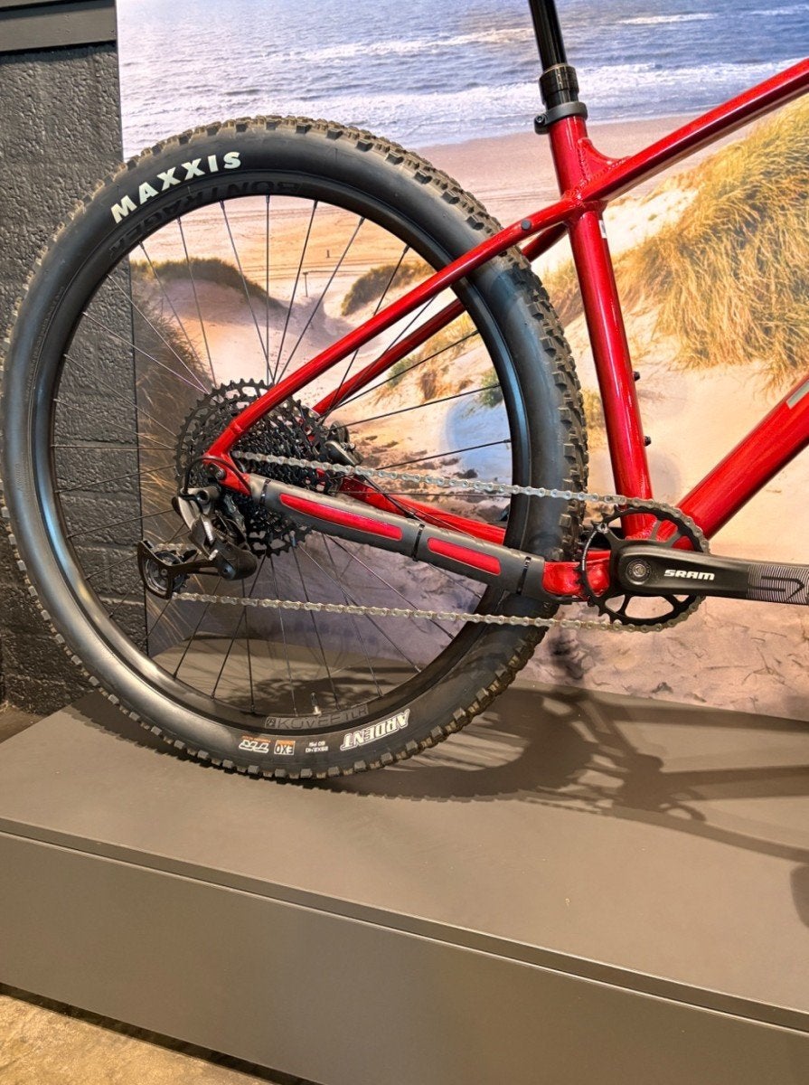 TREK Marlin 8 gen 3 CRIMSON ML 44cm ML, -, -, Nieuw, -