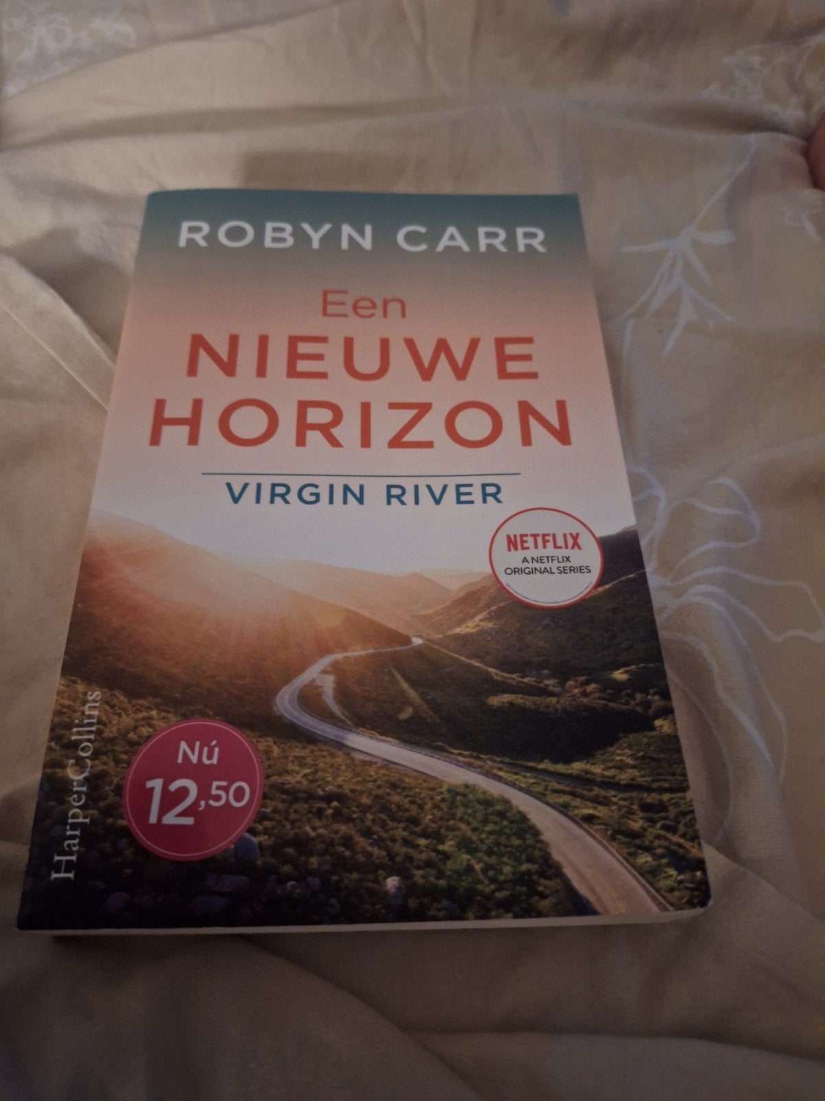 Een Nieuwe Horizon - Robyn Carr (Virgin River), Boeken, Ophalen of Verzenden, Zo goed als nieuw, Robyn Carr, Nederland